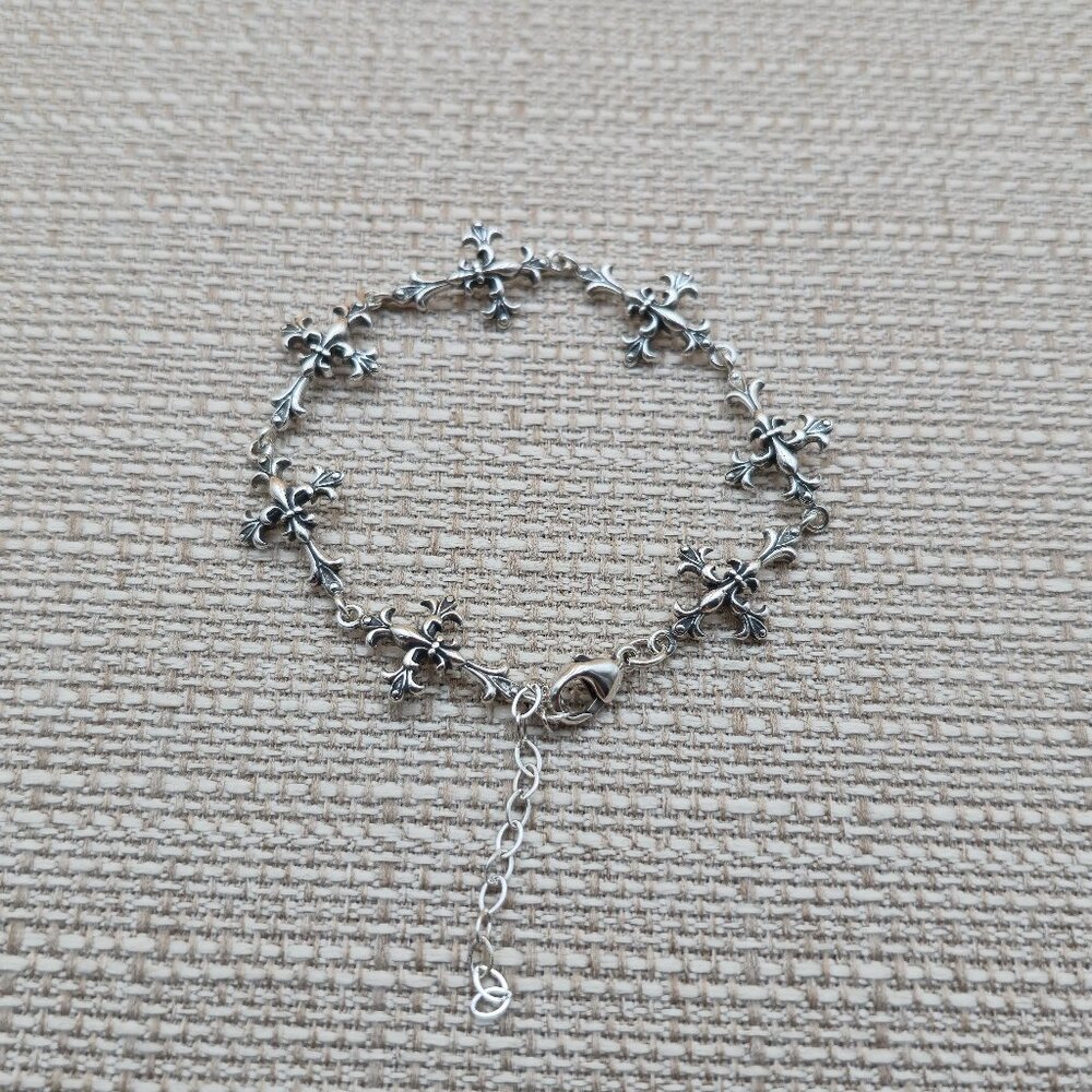 7 + 1.5 Inch Sterling Silver Unique Crosses Religious Bracelet B577